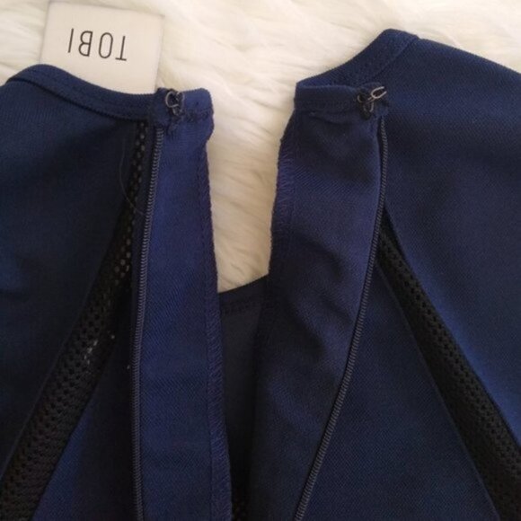NEW Tobi "Mesh You Lots" Navy Shift Dress - Picture 10 of 13